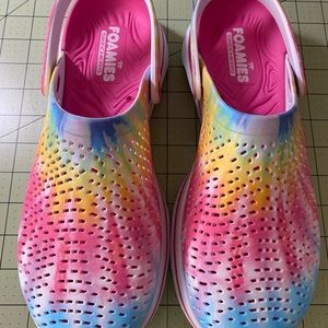 Skechers Foamies crocs, only worn one time